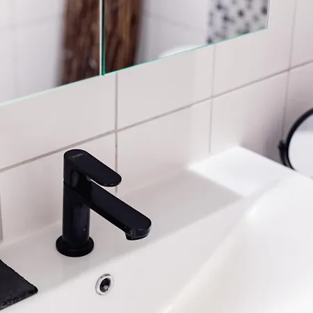 Paritalohuoneisto Omalla Pihalla Apartmán *