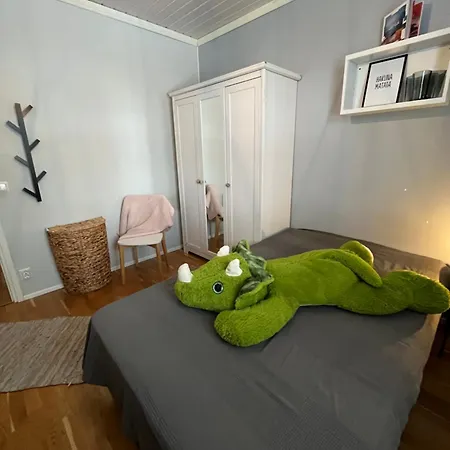 Paritalohuoneisto Omalla Pihalla Apartment