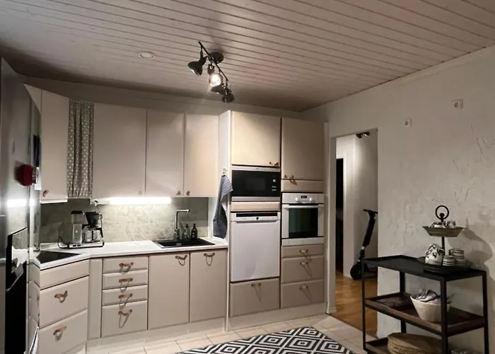 Paritalohuoneisto Omalla Pihalla Appartement Riihimäki